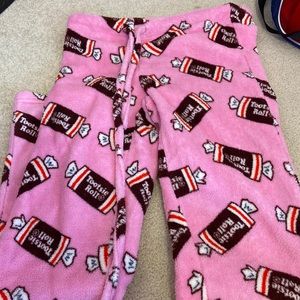 tootsie roll pajama pants never worn size small